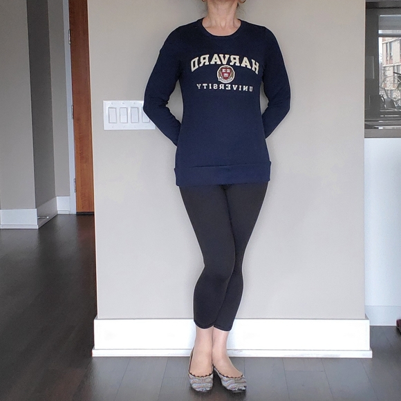 Harvard University Sweatshirt - Picture 8 of 16